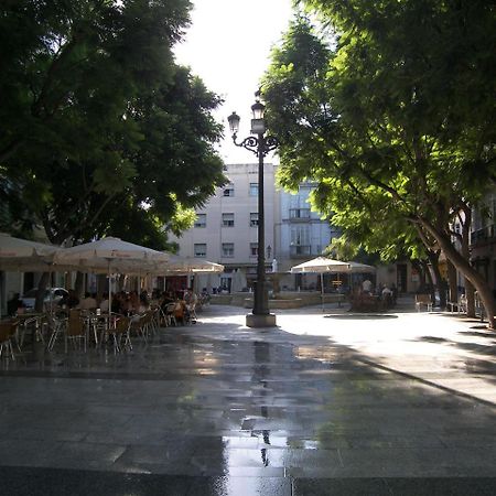 Apartamento 19 Dias Y Muchas Noches Cádiz Eksteriør billede